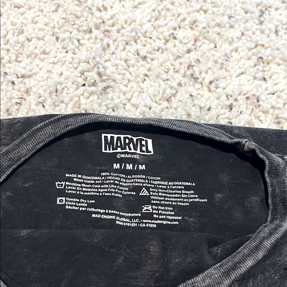 |Marvel|Crop Top| - Picture 2 of 3